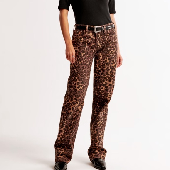 Abercrombie & Fitch Denim - NWT LONG A&F leopard print low rise baggy jeans 27L